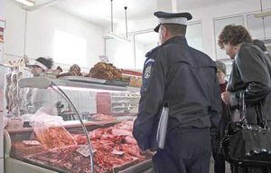 Poliţia, în control la un raion de carne