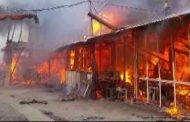 AZI - Incendiu violent la un gater de lângă Curtea de Argeş