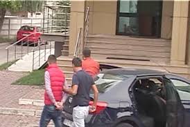 Un puştan din Rociu a şantajat două copile cu publicarea unor poze deocheate. Poliţia a intrat pe fir