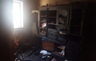 Incendiu în Pitești, arde apartamentul. Pompierii, decizie la limită