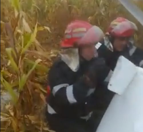 VIDEO - Accident aviatic la Topoloveni. Cercetări la faţa locului