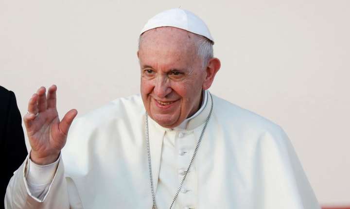 PAPA vine în România, dar... nu papă în Argeş