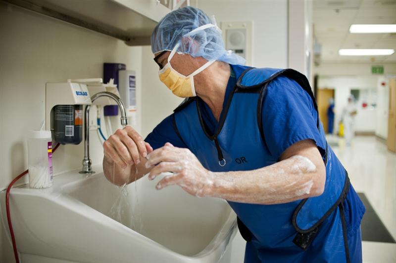 Igiena mâinilor, în spitale, salvează vieţi!