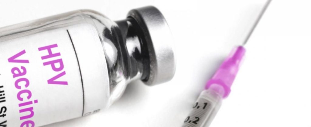 Vaccinarea HPV adresată fetiţelor începe cu actualizarea cererilor depuse de părinţi