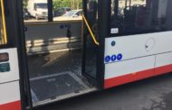 Cât de sigure sunt autobuzele Publitrans? Două femei, rănite în urma unei frâne bruşte!