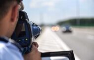 300 km/h pentru câteva vizualizări pe TikTok. Poliția reacționează la filmările șoferilor care sfidează legea
