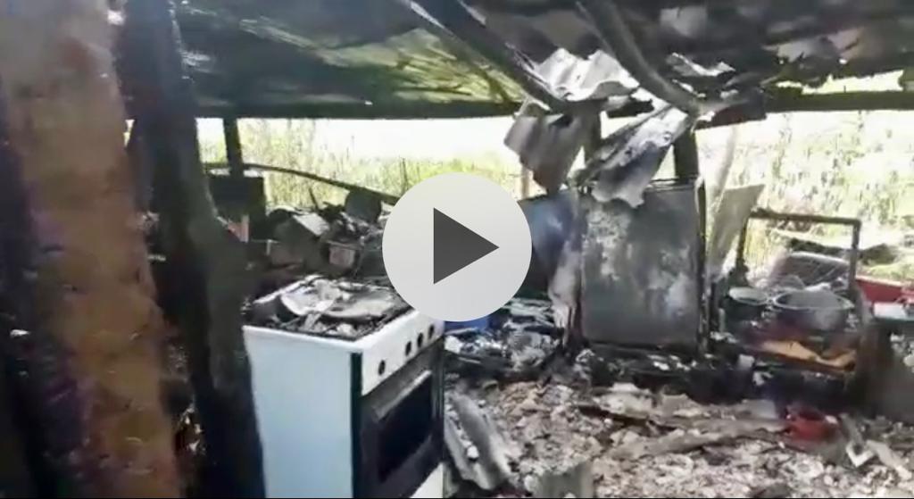Video | Bucătărie distrusă de flăcări în Argeș