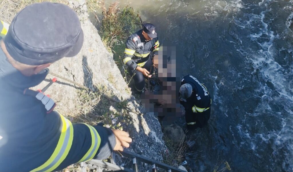 Bărbat găsit decedat în apele râului Dâmbovița