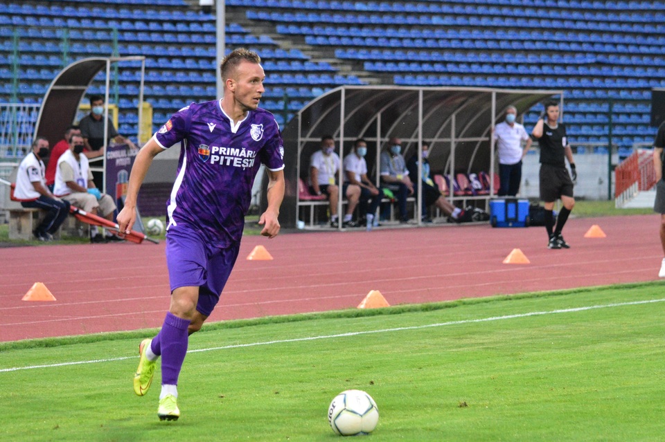 FC Argeș s-a calificat în optimile Cupei României