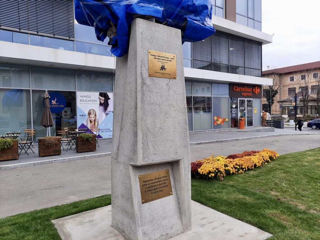 Fundația Culturală Ilfoveanu-Badea a ridicat o statuie în Pitești