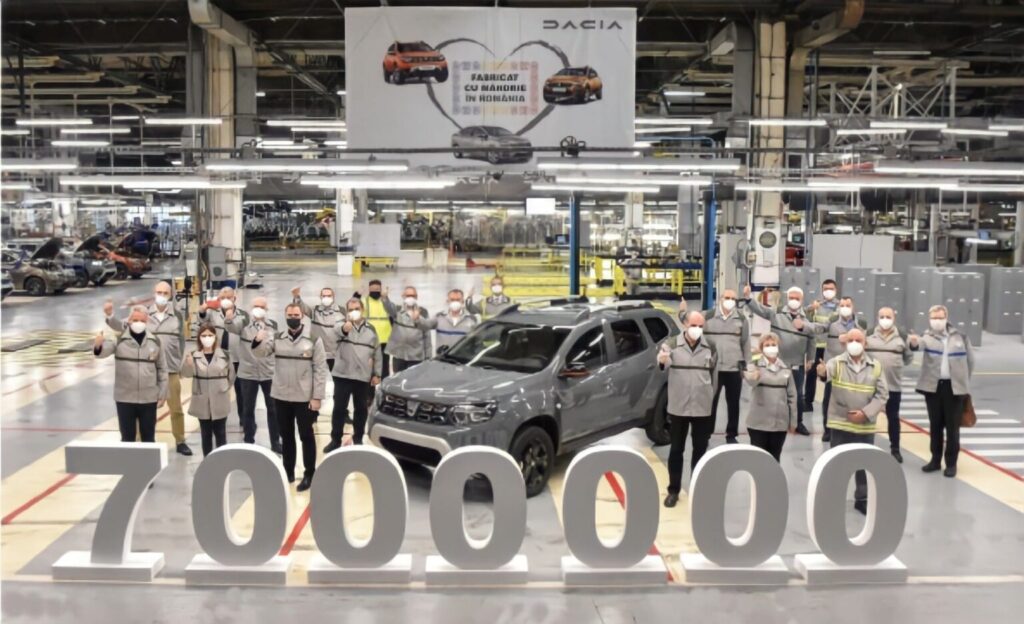 „Dacia” cu numărul 7.000.000 la Uzina din Mioveni