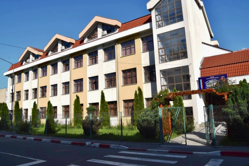 Ultima oră! Alte patru școli din Argeș intră în online