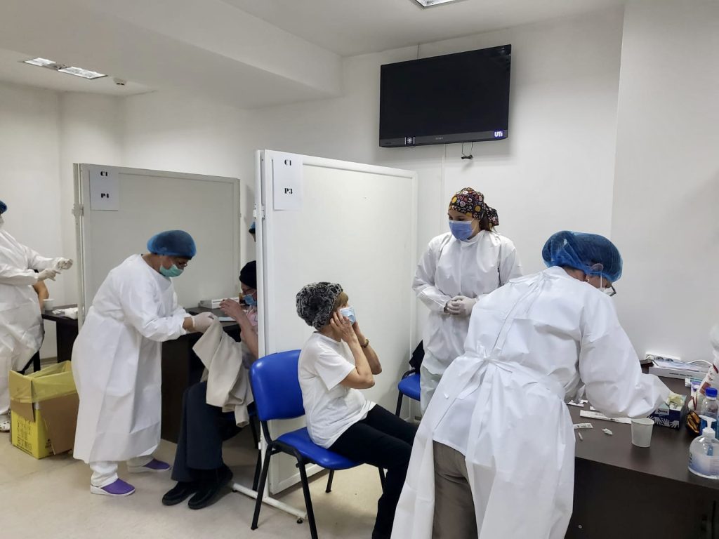 Un nou caz de vaccinare “la chiuvetă” în Argeș