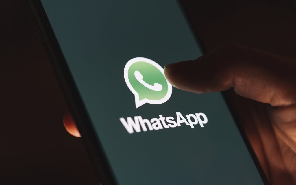 Inovaţie pe WhatsApp. Are legătură cu greşelile din mesaje
