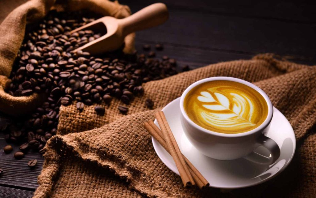 Când să bei cafea și ce beneficii are consumul moderat