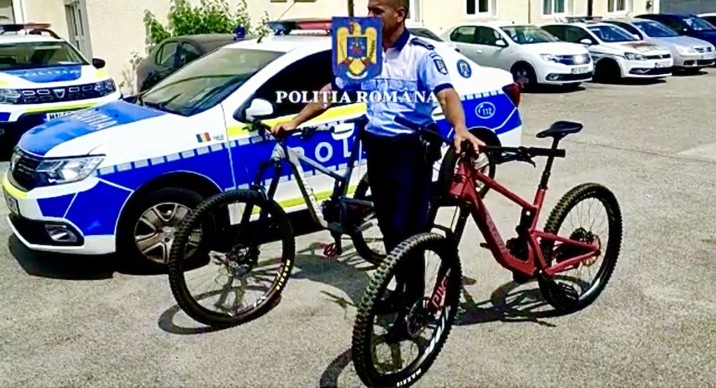 Biciclete furate din Germania, recuperate de polițiștii argeșeni!