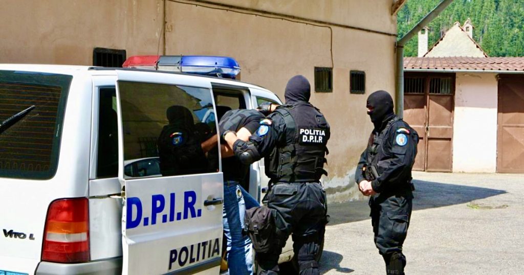 Condamnat în Spania pentru proxenetism, prins de polițiști în Argeș