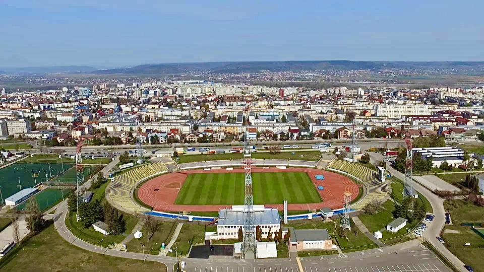 Se demolează stadionul “Nicolae Dobrin” din Pitești