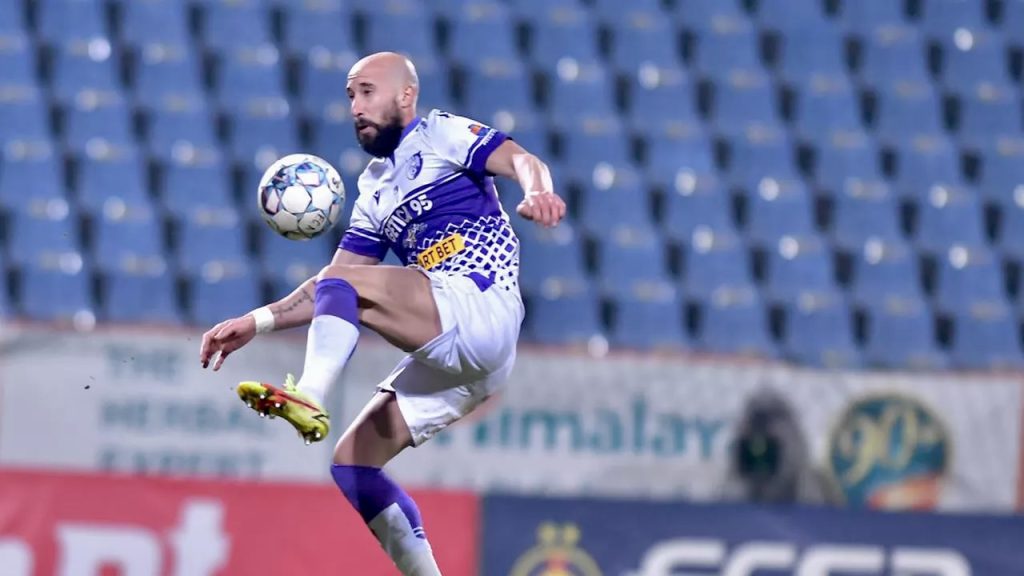 Latovlevici s-a despărţit de FC Argeş