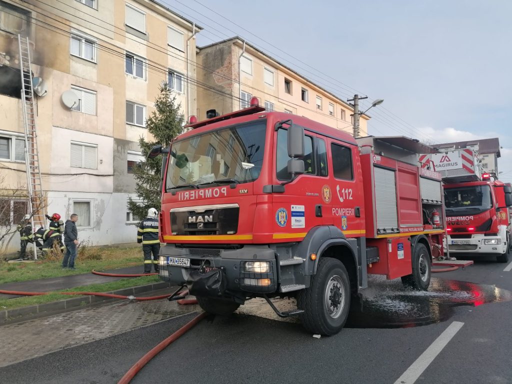Un bărbat din Argeș a vrut să-și dea foc la propria casă