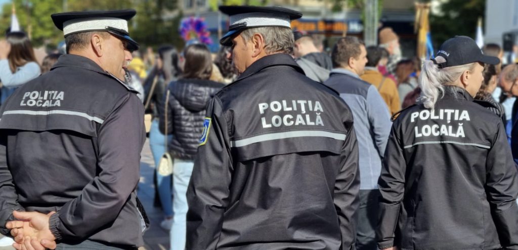 Acum! Polițiști locali, luați la bătaie de patru indivizi în Pitești