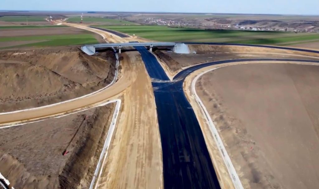Încă 31,7 km din Drumul Expres Craiova-Pitești vor fi dați în trafic anul acesta