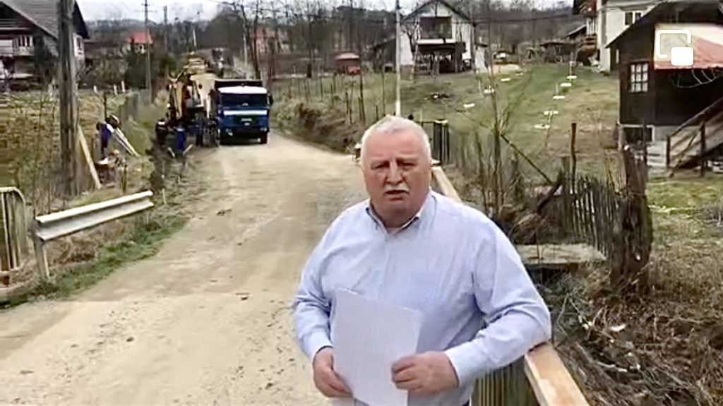 Primarul Vasile Preda a semnat: 7,4 milioane de lei pentru străzi din Valea Danului