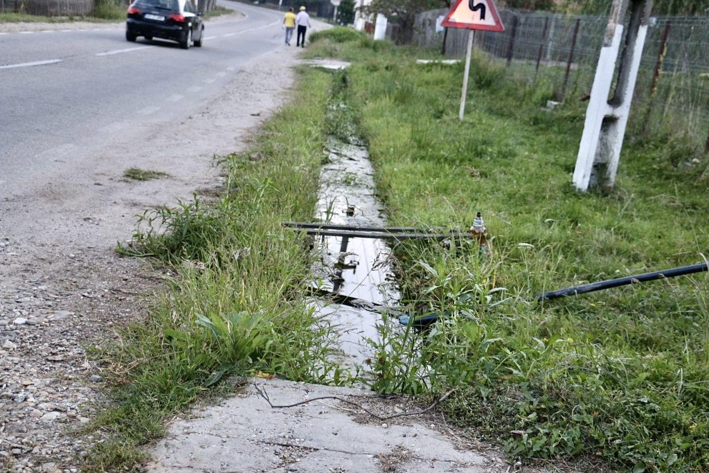 Bani pentru extinderea canalizării în mai multe sate din Argeș