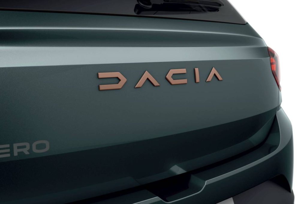 Un nou model de mașină la Dacia. Ce spun specialiştii din Spania şi Franţa