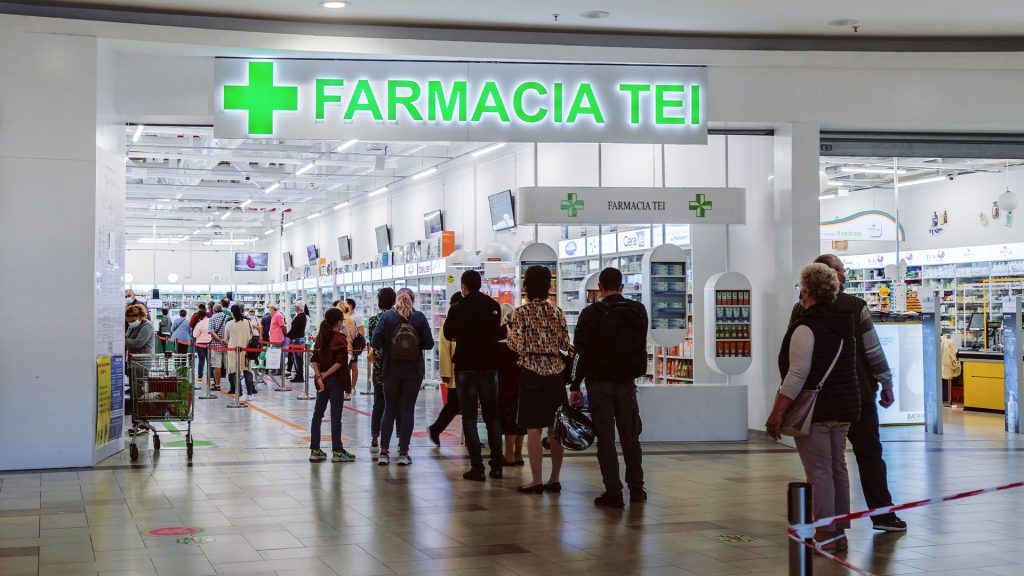 Farmacia Tei și Bebe Tei se deschid la Pitești în galeriile din Auchan