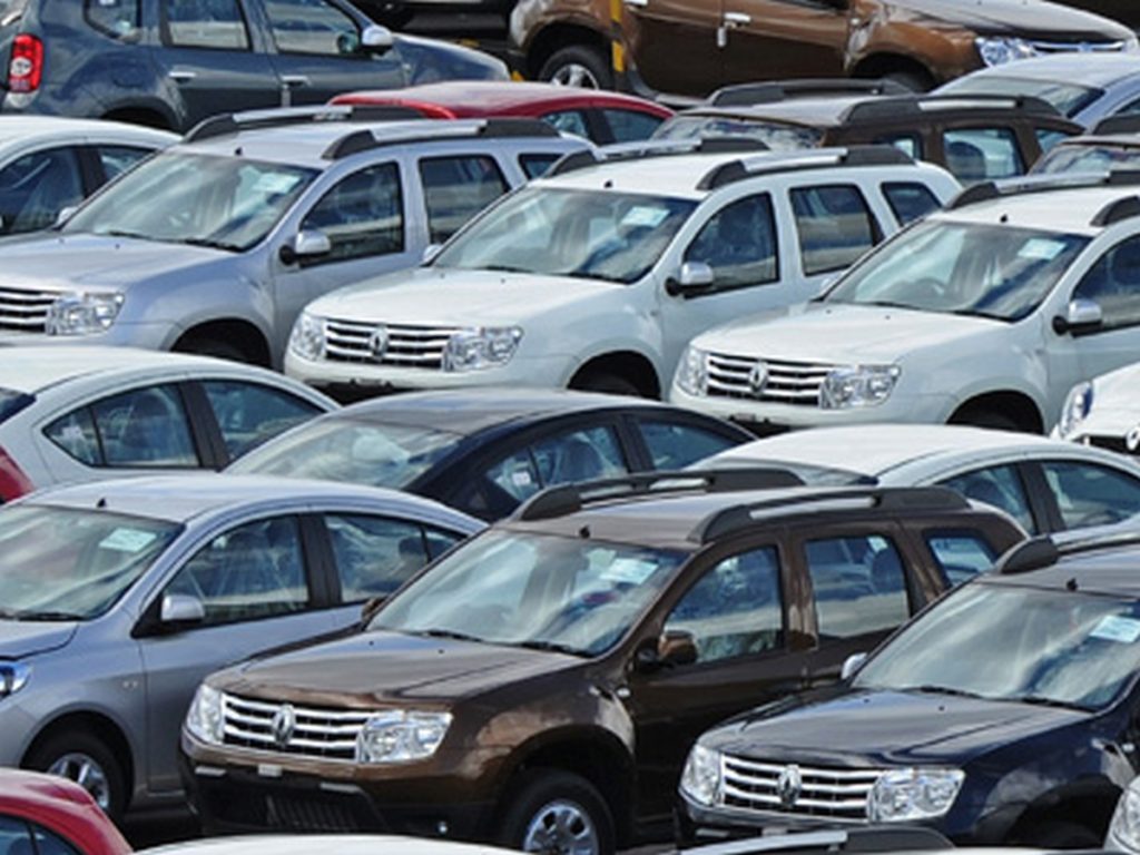 O companie uriaşă din Argeş riscă să îşi piardă toate maşinile. Activitatea ar urma să fie grav afectată