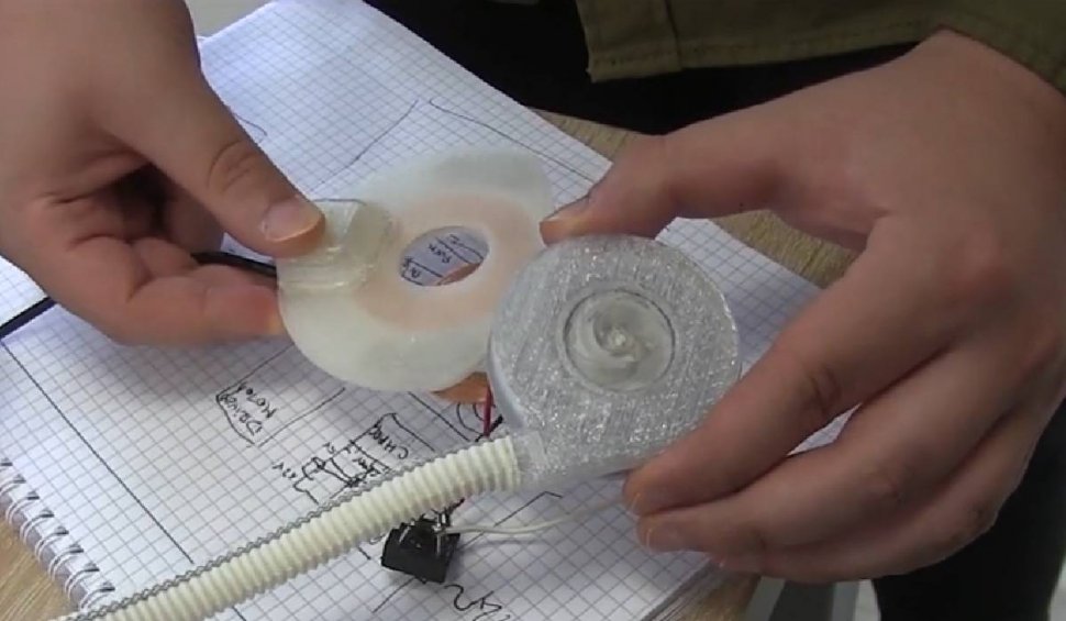Invenţie fabuloasă a unor studenţi români! Inima artificială care bate timp de 100 de ani