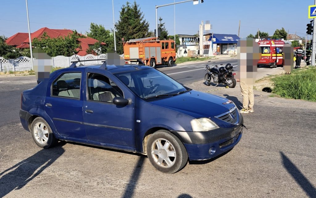 Accident între un autoturism și o motocicletă la Topoloveni