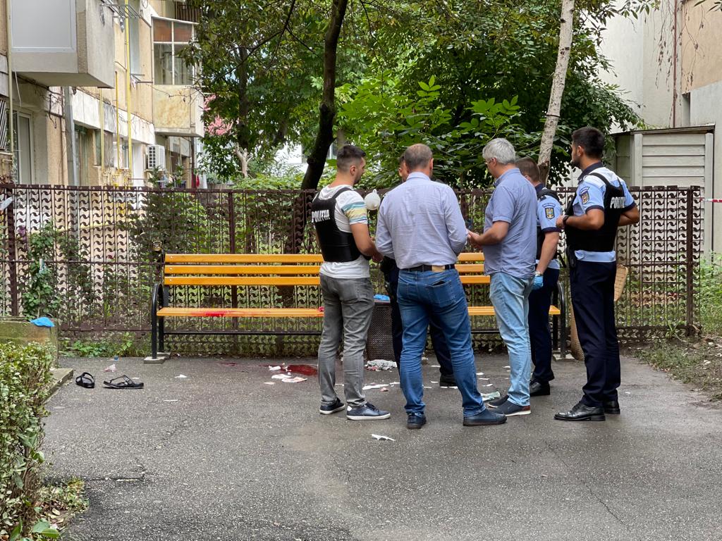 Bărbat înjunghiat cu un cuțit în Pitești