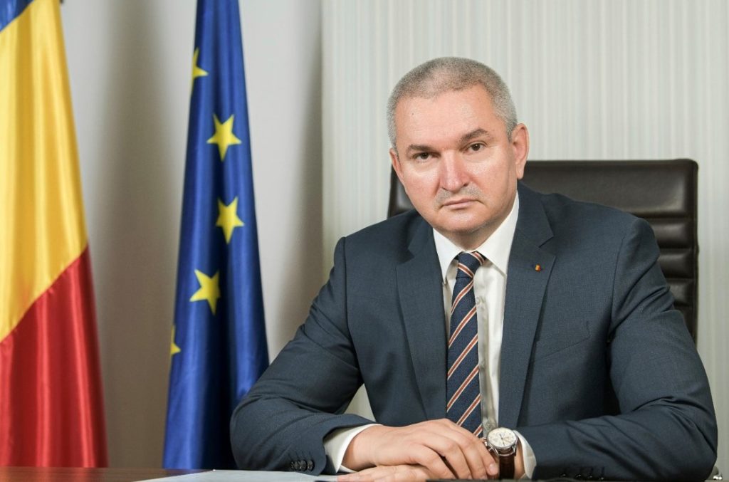 Vasile Mihăilescu îl critică pe șeful ASF care și-a mărit singur salariul!