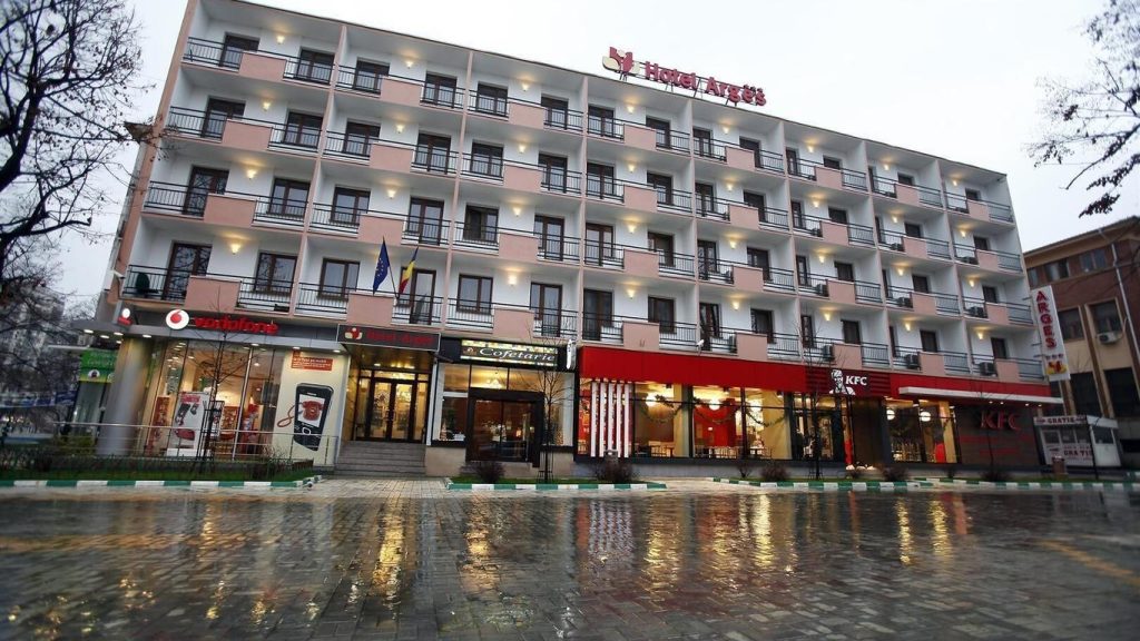Un nou hotel se deschide în centrul Piteștiului
