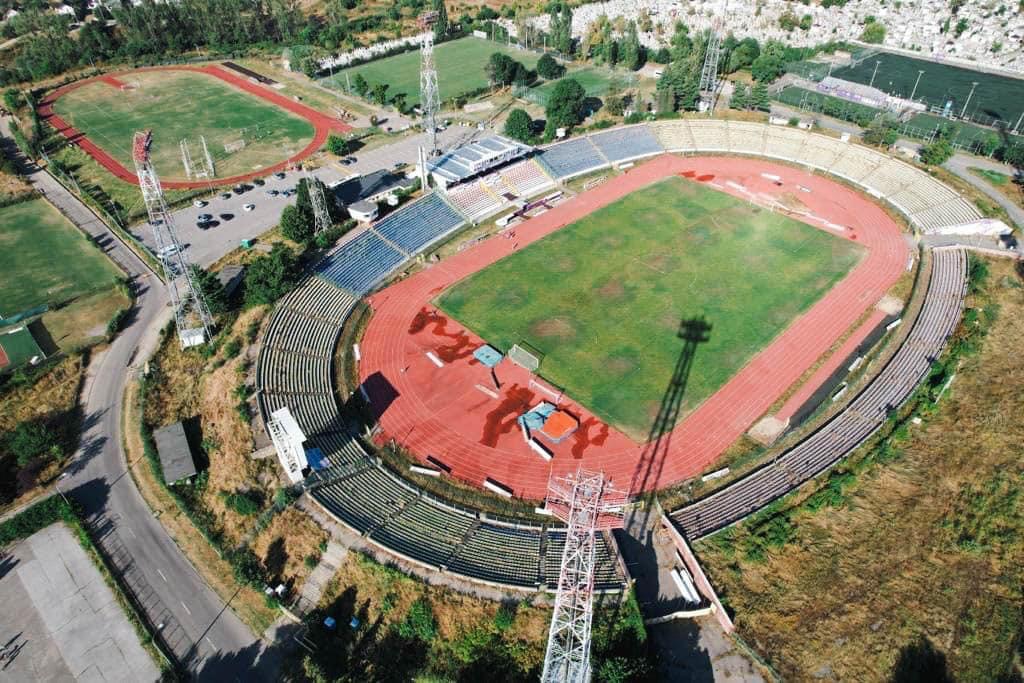 Începe demolarea vechiului stadion “Nicolae Dobrin”