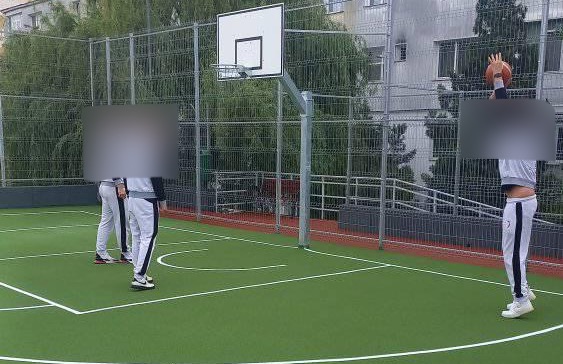 Incident neplăcut pe un teren de sport din Pitești
