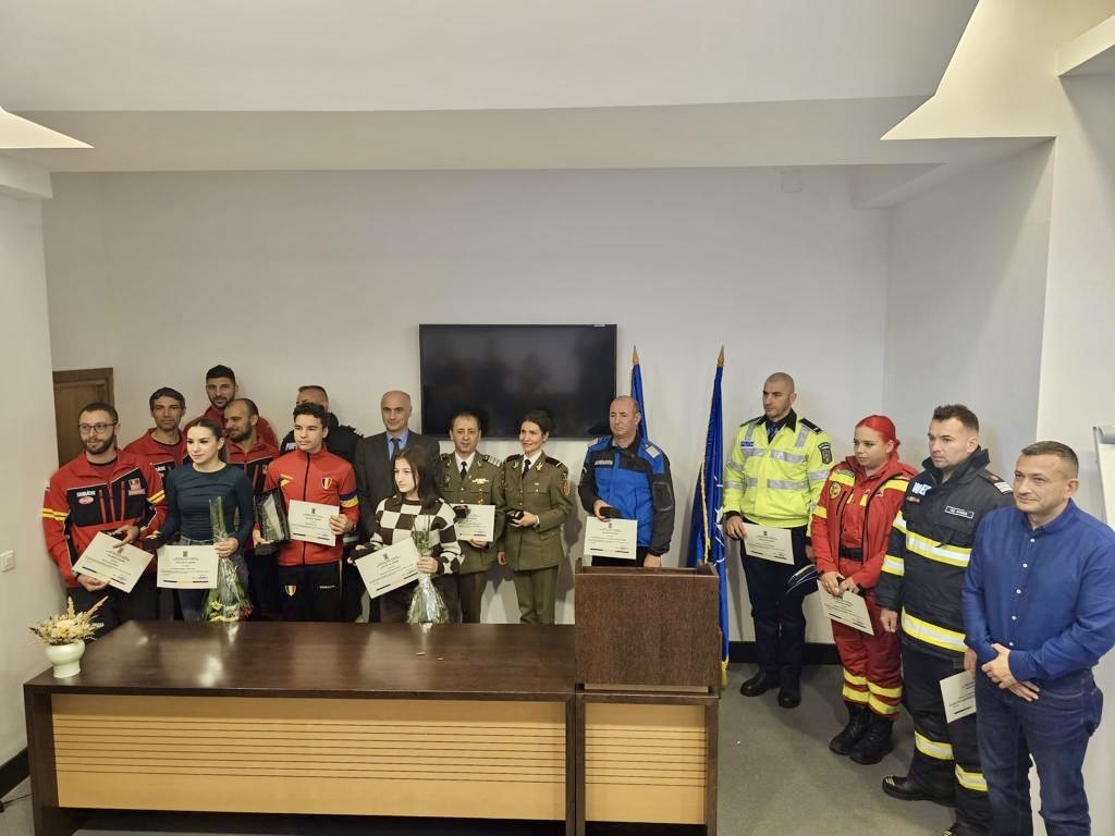 14 argeșeni au primit medalii de onoare cu ocazia Zilei Naționale a României