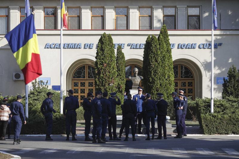 Academia de Poliție a fost închisă după valuri de toxiinfecție alimentară și mâncare cu viermi