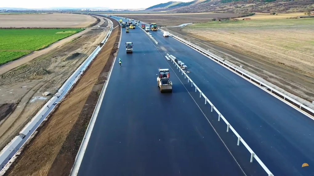 Aceasta este cea mai lungă bucată de Autostradă din România