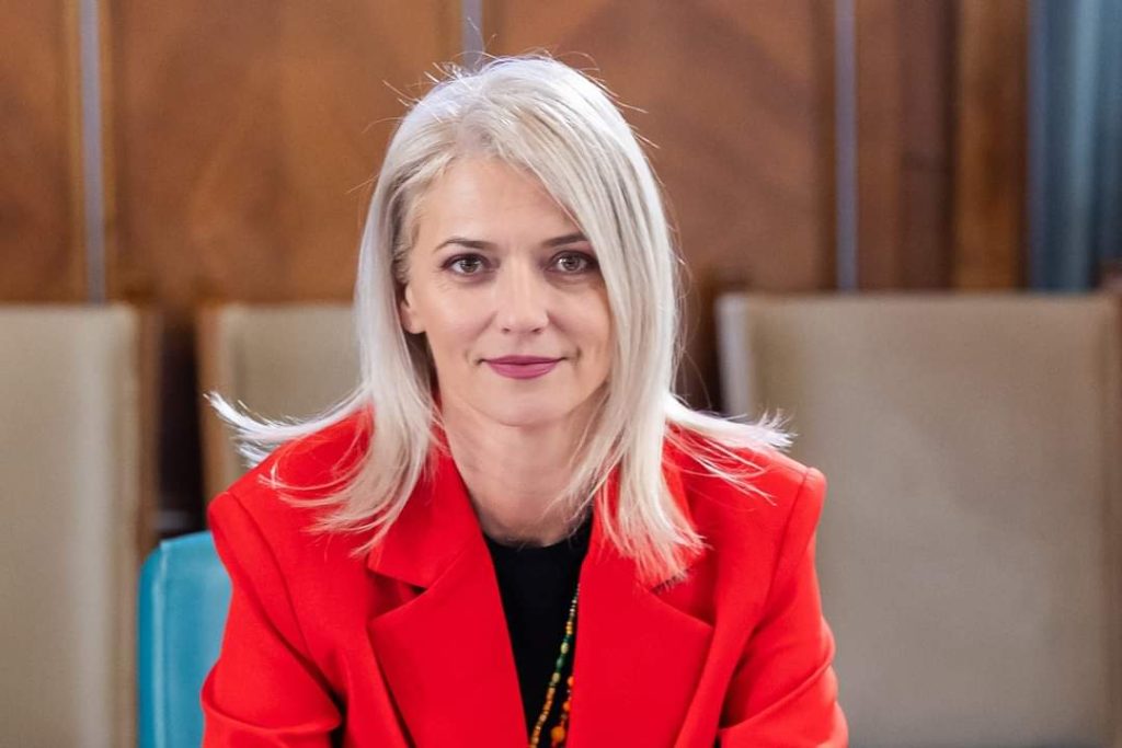 Alina Gorghiu, petiție adoptarea unei legi care să asigure includerea femeilor pe listele eligibile la alegerile din 2024