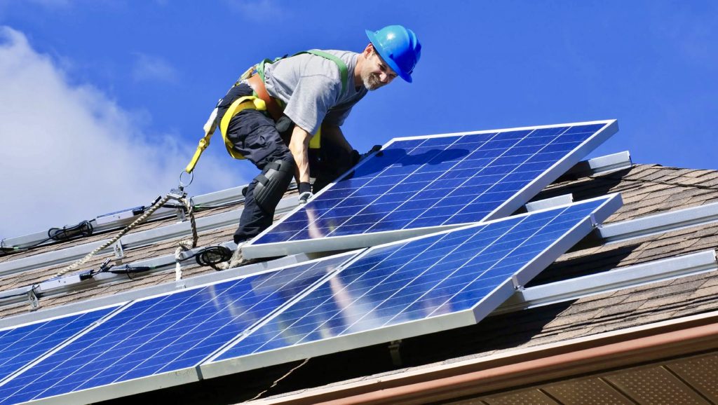 Aplicația Casa Verde Fotovoltaice a fost deblocată azi. Ce trebuie să facă beneficiarii