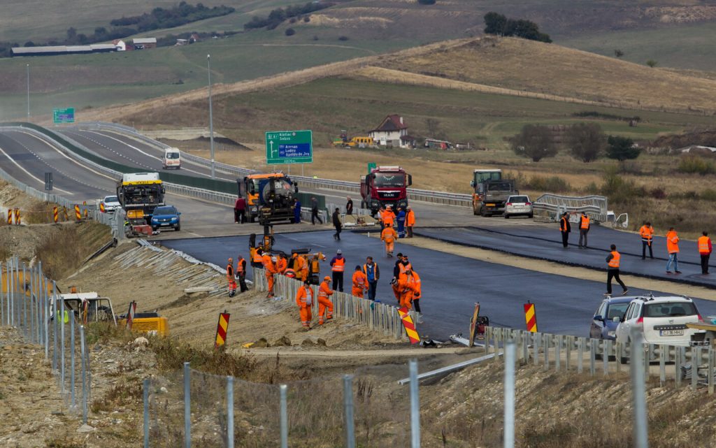Criză de muncitori pe șantierul autostrăzii Pitești – Sibiu