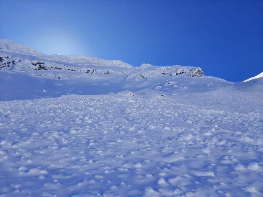 Un salvamontist a murit într-o avalanșă la Bâlea Lac