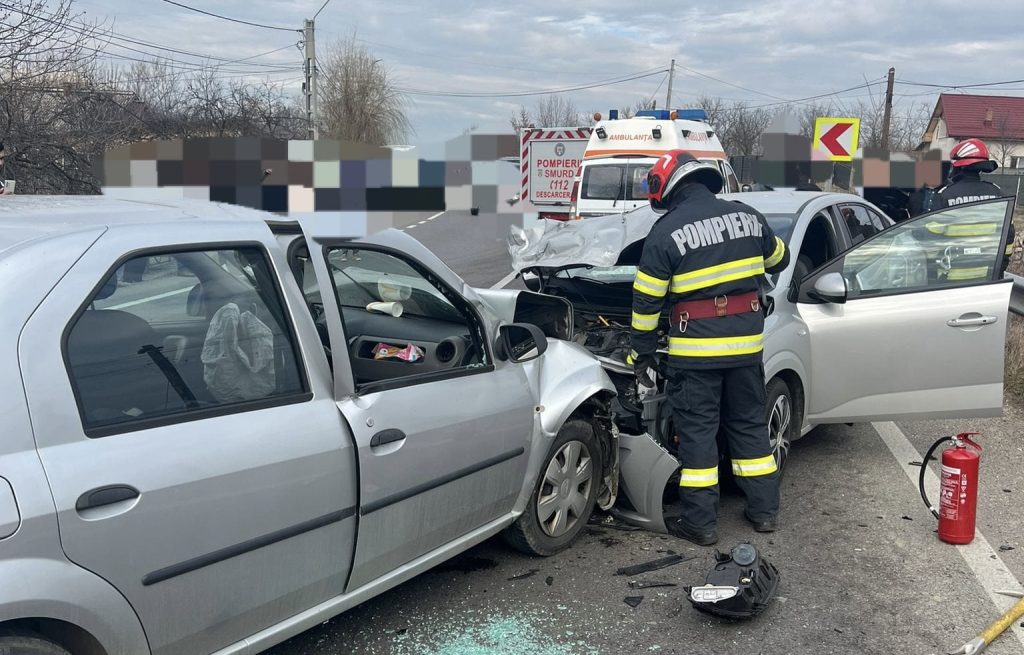 Accident cu patru victime în Argeș