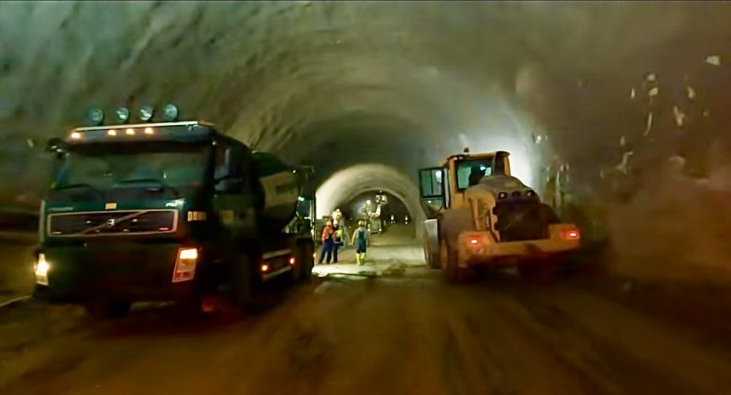 Avans spectaculos la cele două tuneluri de pe A1 Sibiu-Pitești