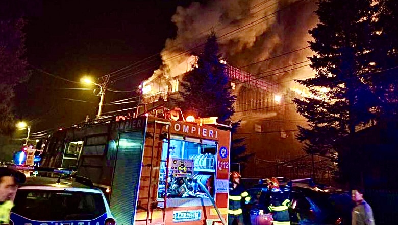 Incendiu grav în Argeș. Intervine o “armată” de pompieri