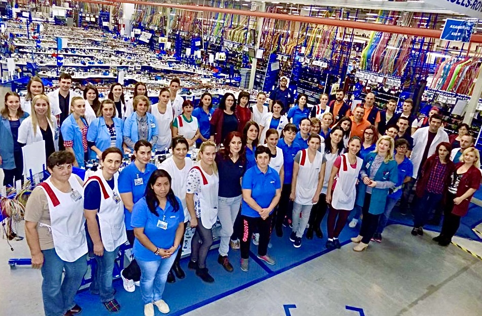 Leoni închide o fabrică cu 200 de angajați!