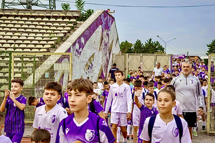 FC Argeș dă cărțile pe față despre Centrul de Copii și Juniori